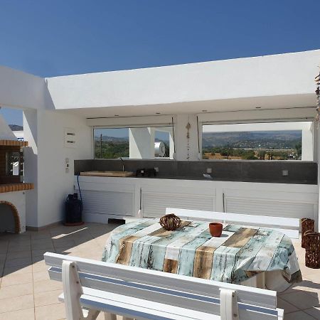 Sea Breeze Villa Haraki Exterior photo