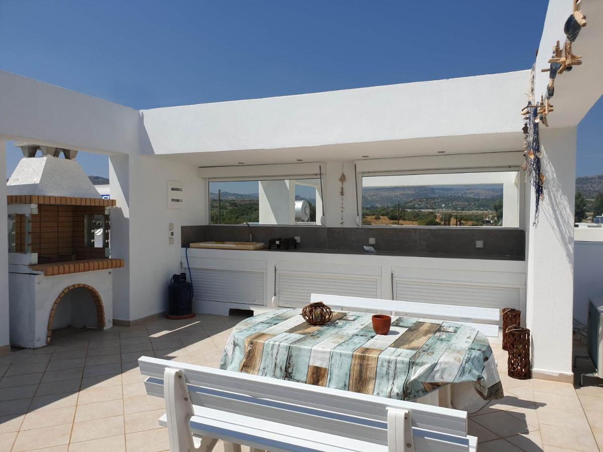Sea Breeze Villa Haraki Exterior photo